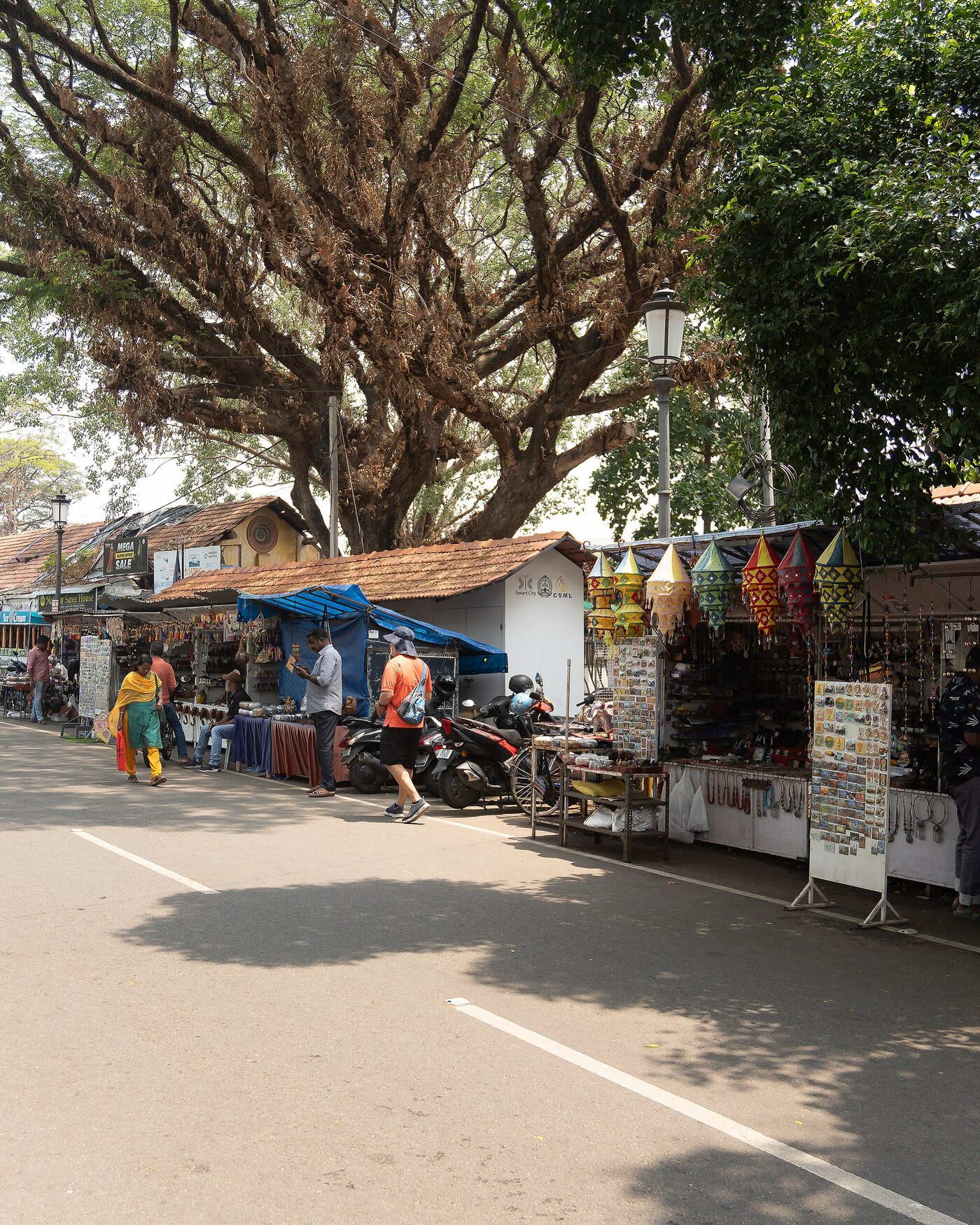 Delhi & Mumbai Queer Scene: Art Galleries, Cafes & Nightlife