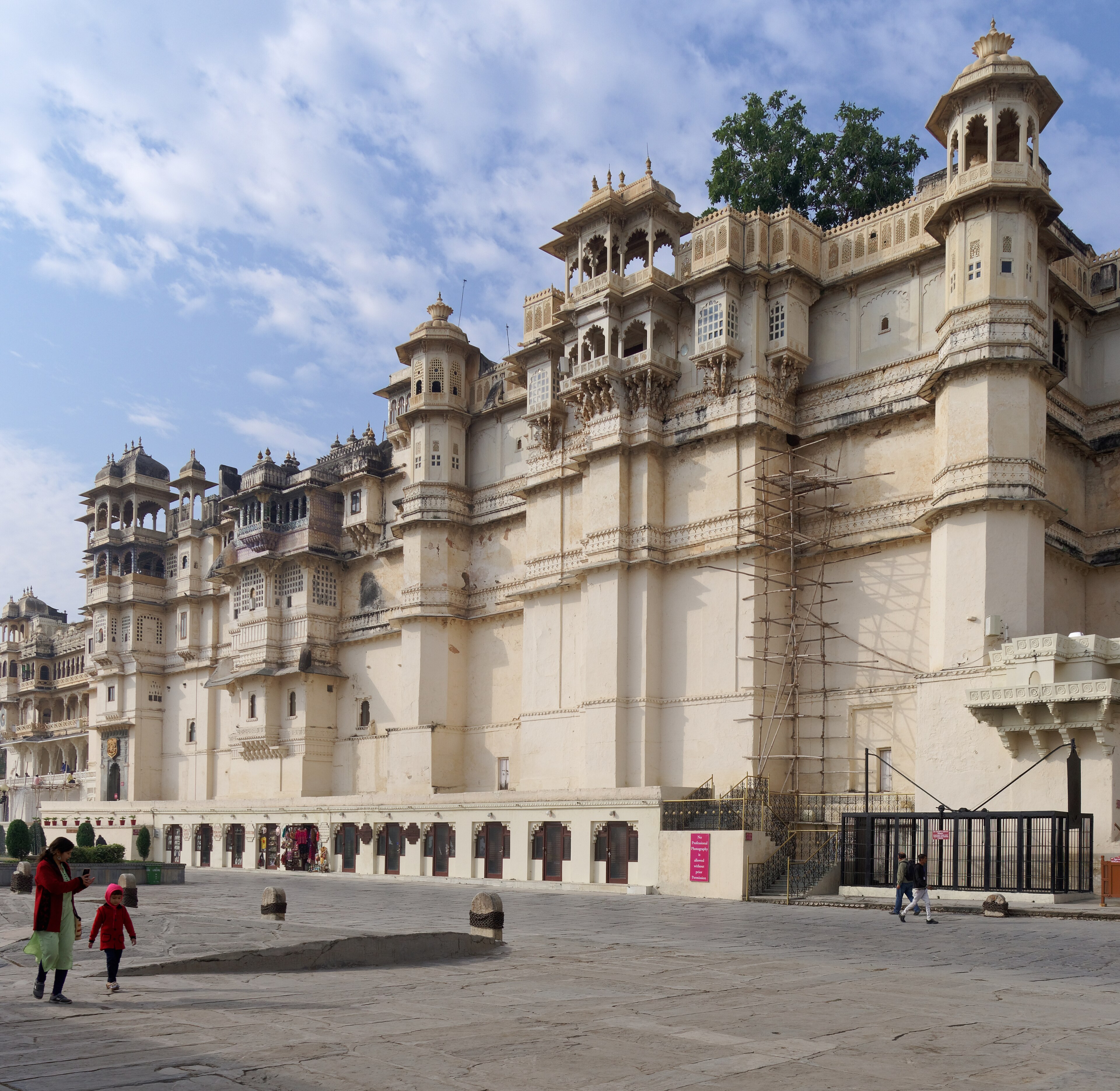 Udaipur City Palace Waterfront
